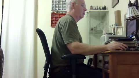 chris2002b online show from 9, 11, 2025