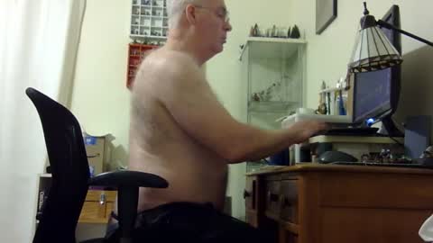 chris2002b online show from 1, 2, 2026