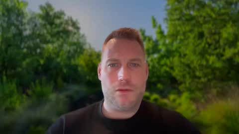 Snapshot of chris2024x chatting on 4, 1, 2025 Christian online show from 4, 1, 2025