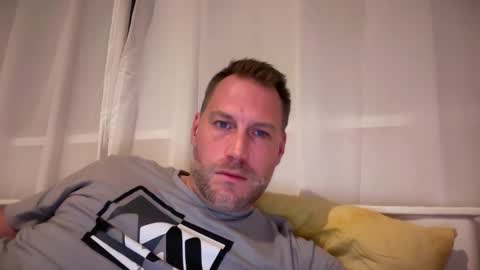 Snapshot of chris2024x chatting on 18, 9, 2025 Christian online show from 18, 9, 2025