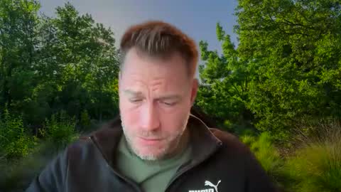 Snapshot of chris2024x chatting on 21, 10, 2025 Christian online show from 21, 10, 2025