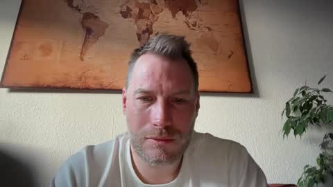 Snapshot of chris2024x chatting on 23, 11, 2025 Christian online show from 23, 11, 2025