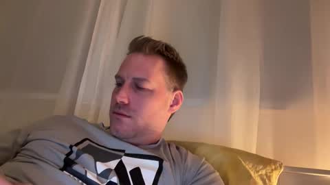 Snapshot of chris2024x chatting on 13, 12, 2025 Christian online show from 13, 12, 2025