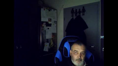 Chris online show from 12, 9, 2025