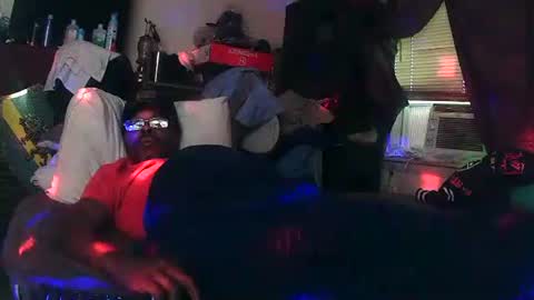 Chris online show from 22, 10, 2025