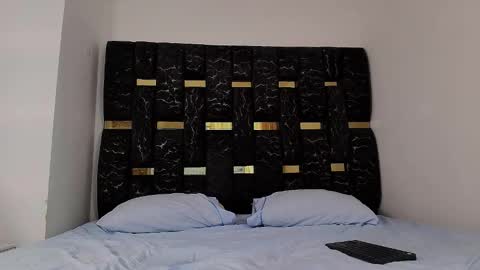 Chris B online show from 21, 10, 2025