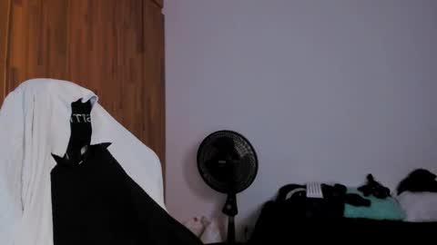 Chris Cooper Independent model online show from 19, 2, 2025