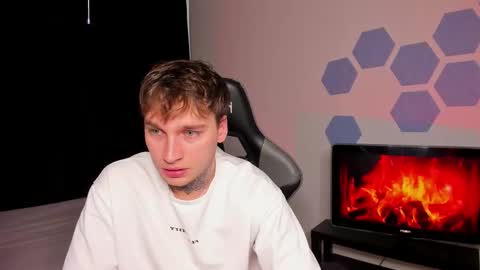 Chris Tyson online show from 4, 10, 2025