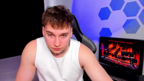 Chris Tyson online show from 3, 2, 2026