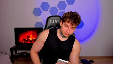 Chris Tyson online show from 18, 4, 2026