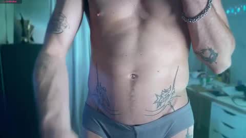 Snapshot of chriscool93 chatting on 6, 10, 2025 Content creator artist online show from 6, 10, 2025