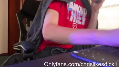 Snapshot of chrislikesdick1 chatting on 28, 9, 2025 chrislikesdick1 online show from 28, 9, 2025