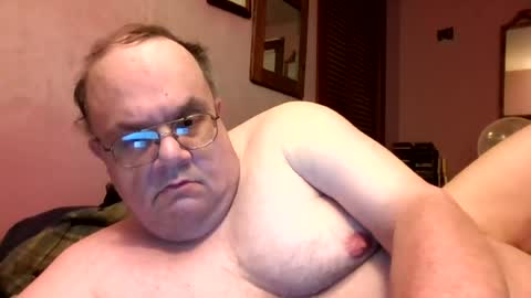 Snapshot of chrismini312 chatting on 18, 6, 2026 Chris The Jerk Off King online show from 18, 6, 2026