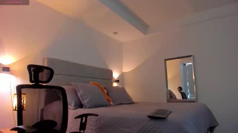 chrismorgan24 online show from 9, 9, 2025