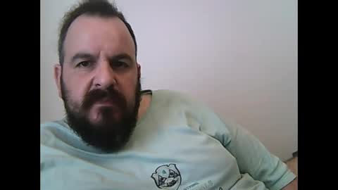 Snapshot of chrisole chatting on 25, 2, 2025 chris ole online show from 25, 2, 2025