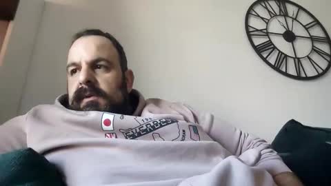 Snapshot of chrisole chatting on 1, 12, 2025 chris ole online show from 1, 12, 2025