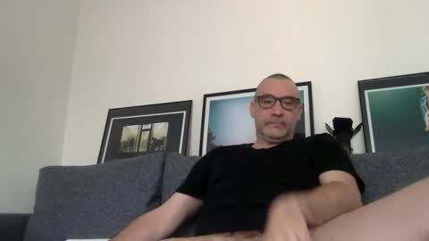 Snapshot of chrispanam13 chatting on 12, 11, 2025 chrispanam13 online show from 12, 11, 2025