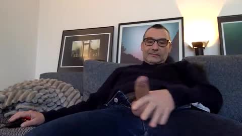 Snapshot of chrispanam13 chatting on 16, 12, 2025 chrispanam13 online show from 16, 12, 2025