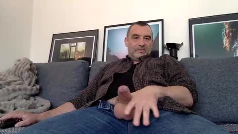 chrispanam13 online show from 17, 4, 2026