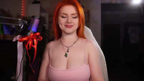 Snapshot of chriss_foxx chatting on 5, 3, 2025 chriss_foxx online show from 5, 3, 2025