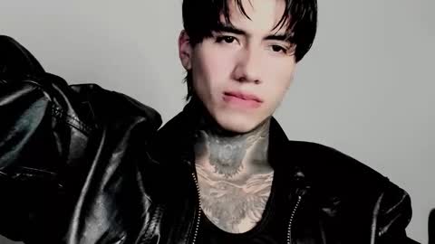 Snapshot of chriss_opp chatting on 4, 11, 2025 CHRIS INDEPENT MODEL online show from 4, 11, 2025