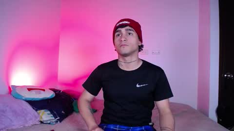 Christian Wang online show from 11, 10, 2025