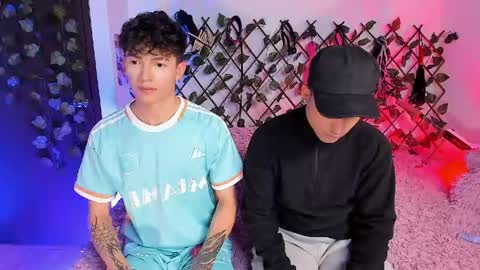 Snapshot of chriss_wg_ chatting on 21, 4, 2026 Christian Wang online show from 21, 4, 2026