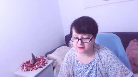 Christa online show from 5, 1, 2025