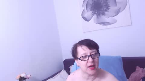 Christa online show from 10, 1, 2025