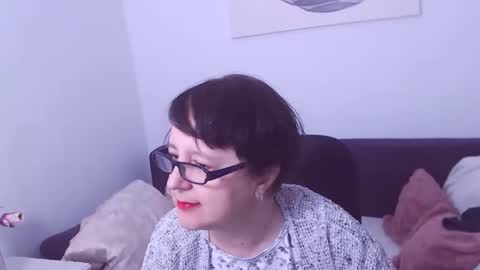 Christa online show from 2, 2, 2025