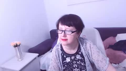 Christa online show from 10, 2, 2025