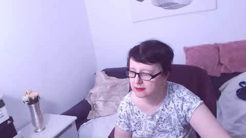 Christa online show from 24, 11, 2025