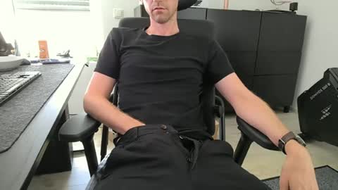 Snapshot of christianwbd chatting on 1, 7, 2026 christianwbd online show from 1, 7, 2026