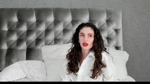 Snapshot of christinaconte chatting on 3, 3, 2025 christinaconte online show from 3, 3, 2025