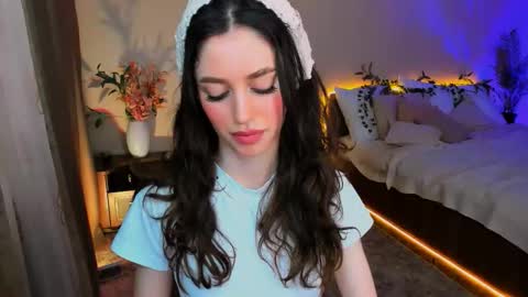 Snapshot of christinaconteeree chatting on 20, 9, 2025 christinaconteeree online show from 20, 9, 2025