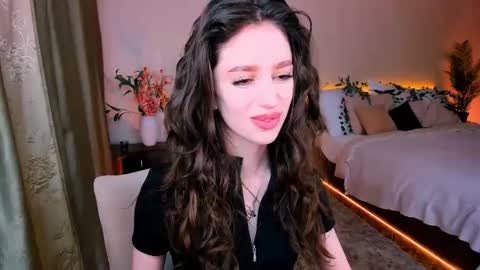 Snapshot of christinaconteeree chatting on 29, 9, 2025 christinaconteeree online show from 29, 9, 2025