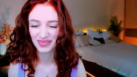 Snapshot of christinaconteeree chatting on 17, 10, 2025 christinaconteeree online show from 17, 10, 2025