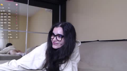 chris online show from 4, 10, 2025