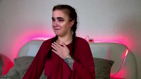 Christina online show from 17, 2, 2025