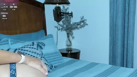 Snapshot of christine_35 chatting on 4, 10, 2025 Christine - online show from 4, 10, 2025