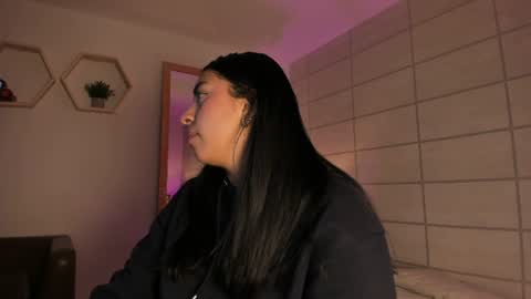 Snapshot of christine_harper chatting on 16, 7, 2026 Christine online show from 16, 7, 2026