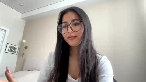 Bella online show from 27, 2, 2026