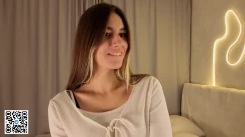 Snapshot of christinfinnie chatting on 2, 12, 2025 Ellie online show from 2, 12, 2025