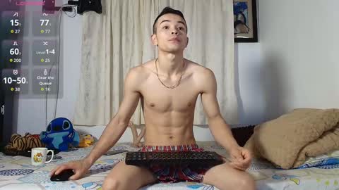 Snapshot of christopher__vans chatting on 5, 11, 2025 CHRISTOPHER online show from 5, 11, 2025