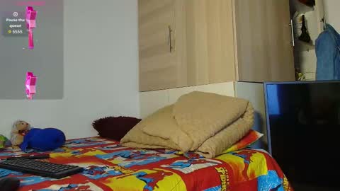 Snapshot of christopher__vans chatting on 12, 11, 2025 CHRISTOPHER online show from 12, 11, 2025