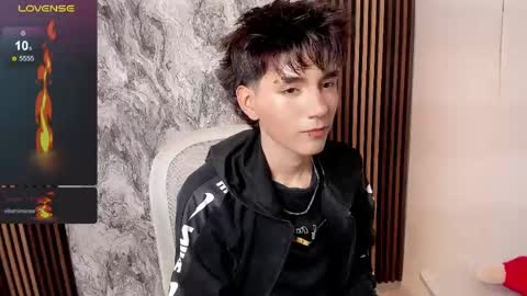 Snapshot of christopher_robin4 chatting on 27, 5, 2026 Chris online show from 27, 5, 2026