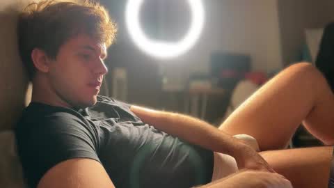 Snapshot of christophertan chatting on 25, 10, 2025 Christopher online show from 25, 10, 2025