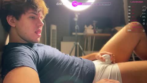 Snapshot of christophertan chatting on 20, 11, 2025 Christopher online show from 20, 11, 2025