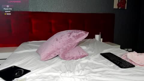 Snapshot of christy_little chatting on 19, 2, 2025 hristy3 online show from 19, 2, 2025