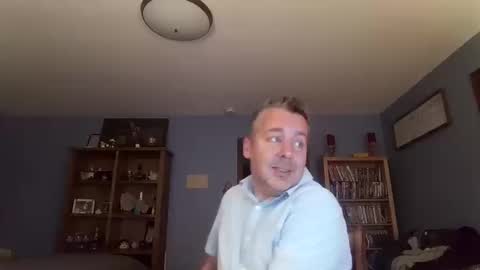 Snapshot of chrisw8121 chatting on 15, 10, 2025 chrisw8121 online show from 15, 10, 2025